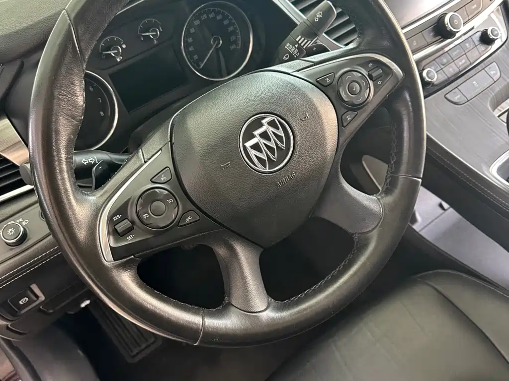 Buick LaCrosse 2019 — фото 11