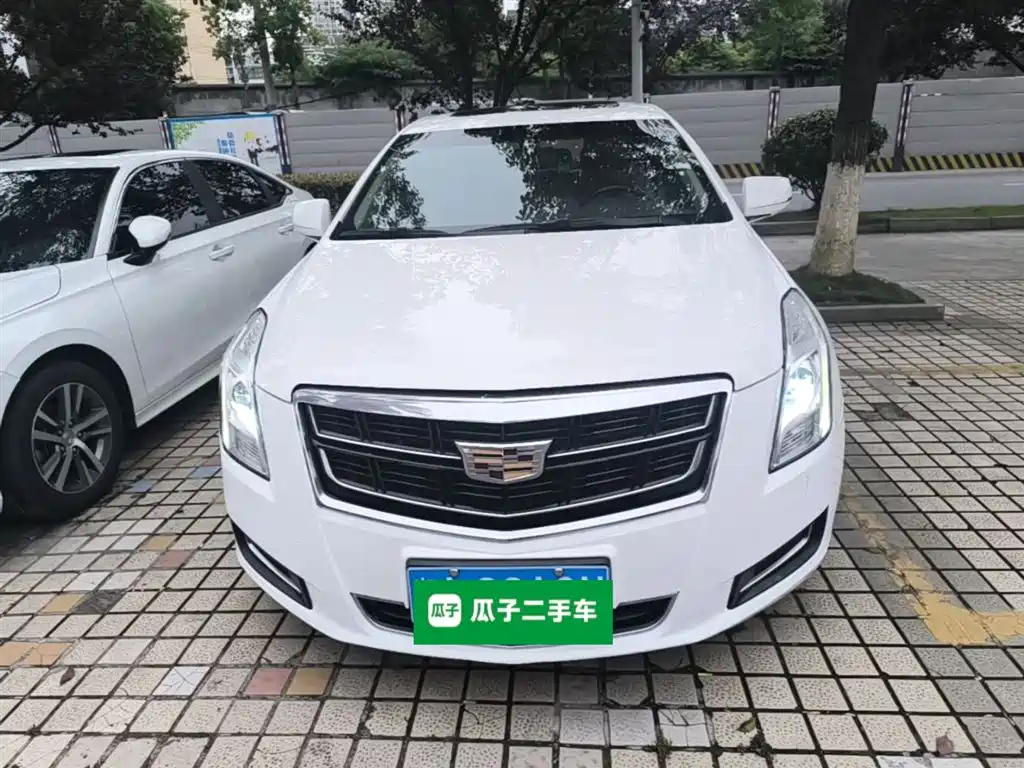 Cadillac XTS 2017 — фото 3