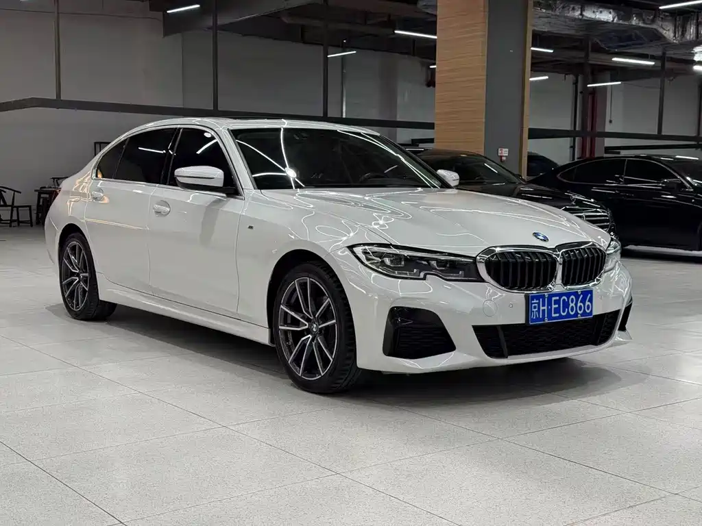 BMW 3 Series 2022
