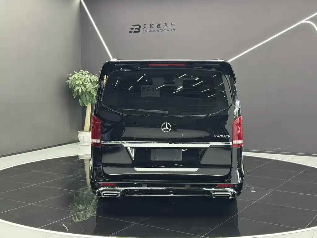 Mercedes-Benz Vito 2022 — фото 17