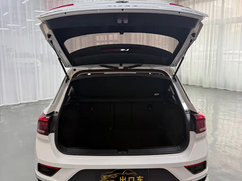 Volkswagen T-Roc 2022 — фото 10