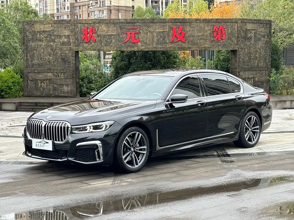 BMW 7 Series 2022 — фото 2