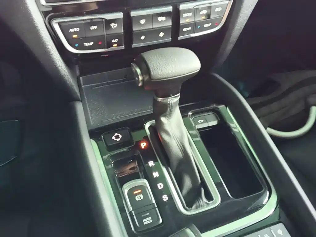 GAC Trumpchi GS8 2017 — фото 14