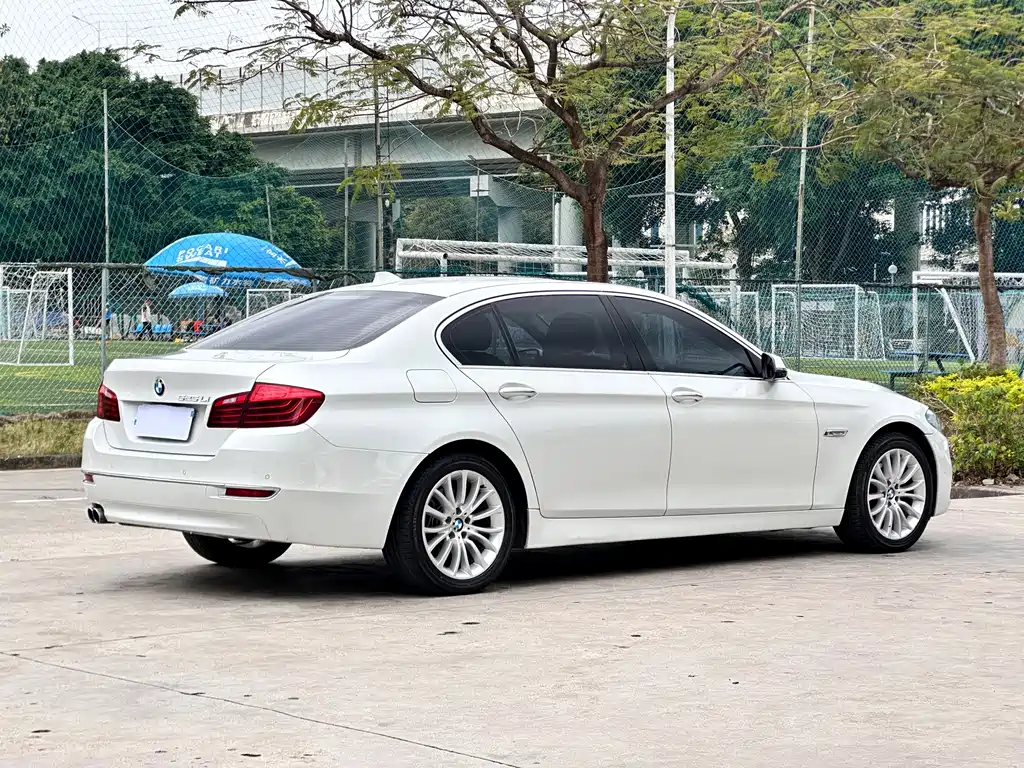 BMW 5 Series 2016