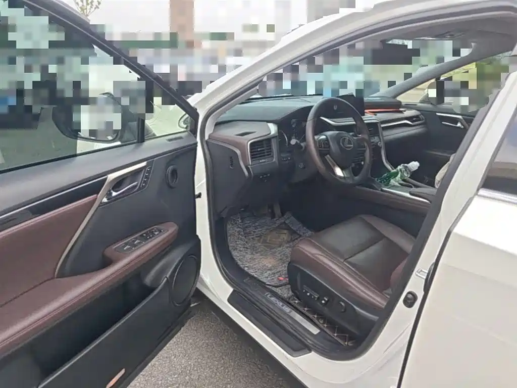 Lexus RX 2021 — фото 16