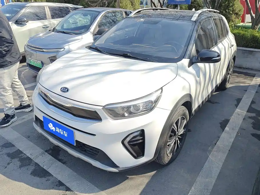 Kia KX1 2020 — фото 1