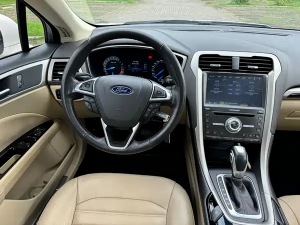 Ford Mondeo 2013