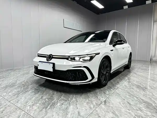 Volkswagen Golf 2023