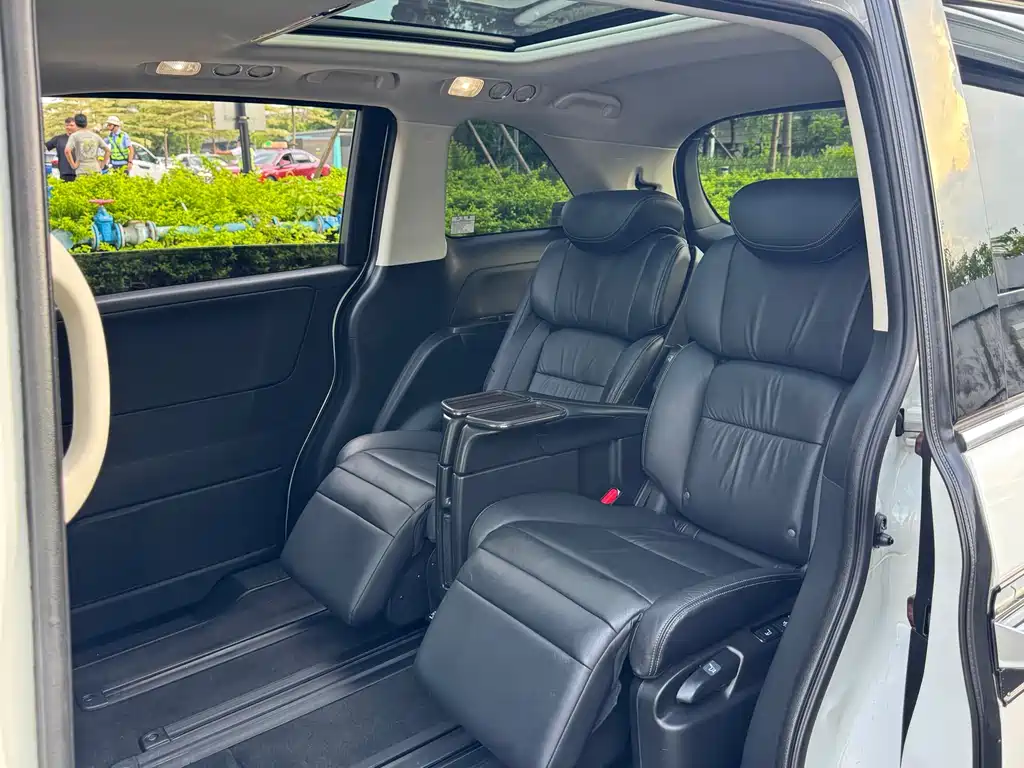 Honda Elysion 2019 — фото 10