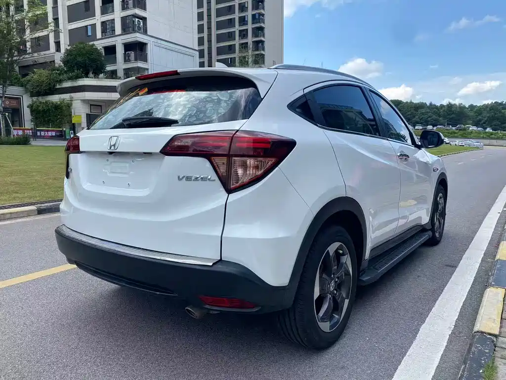 Honda Vezel 2017 — фото 9
