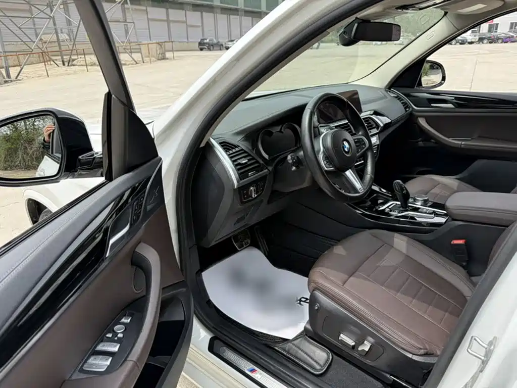BMW X3 2018 — фото 12