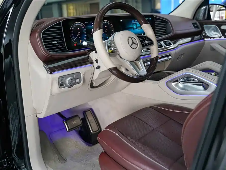 Mercedes-Benz GLS 2021 — фото 2