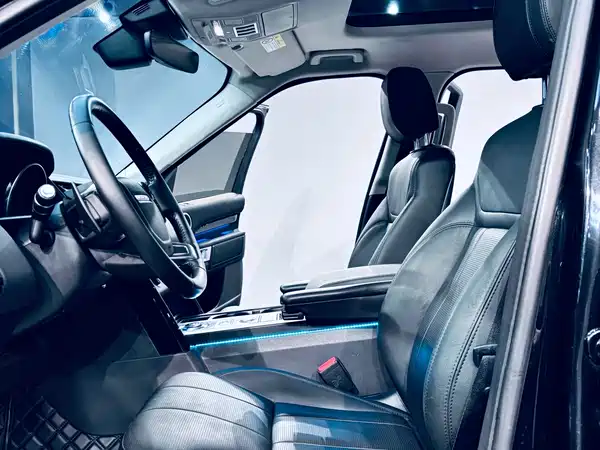 Land Rover Discovery 2019