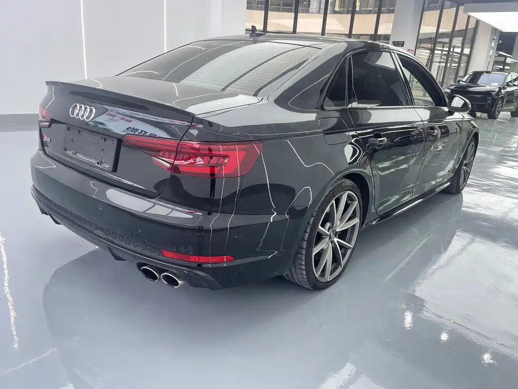 Audi S4 2019 — фото 15