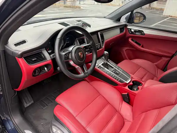 Porsche Macan 2014