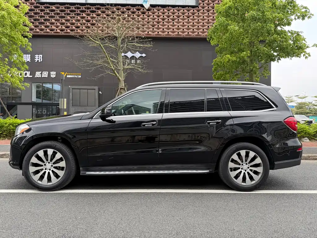 Mercedes-Benz GLS 2017 — фото 4