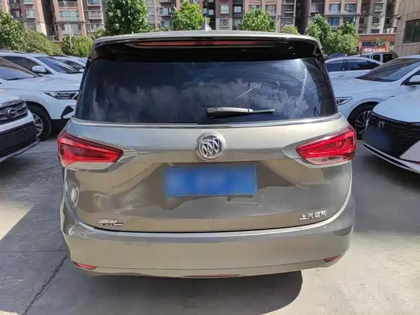 Buick GL6 2019
