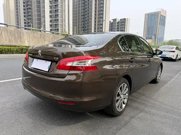 Peugeot 408 2015