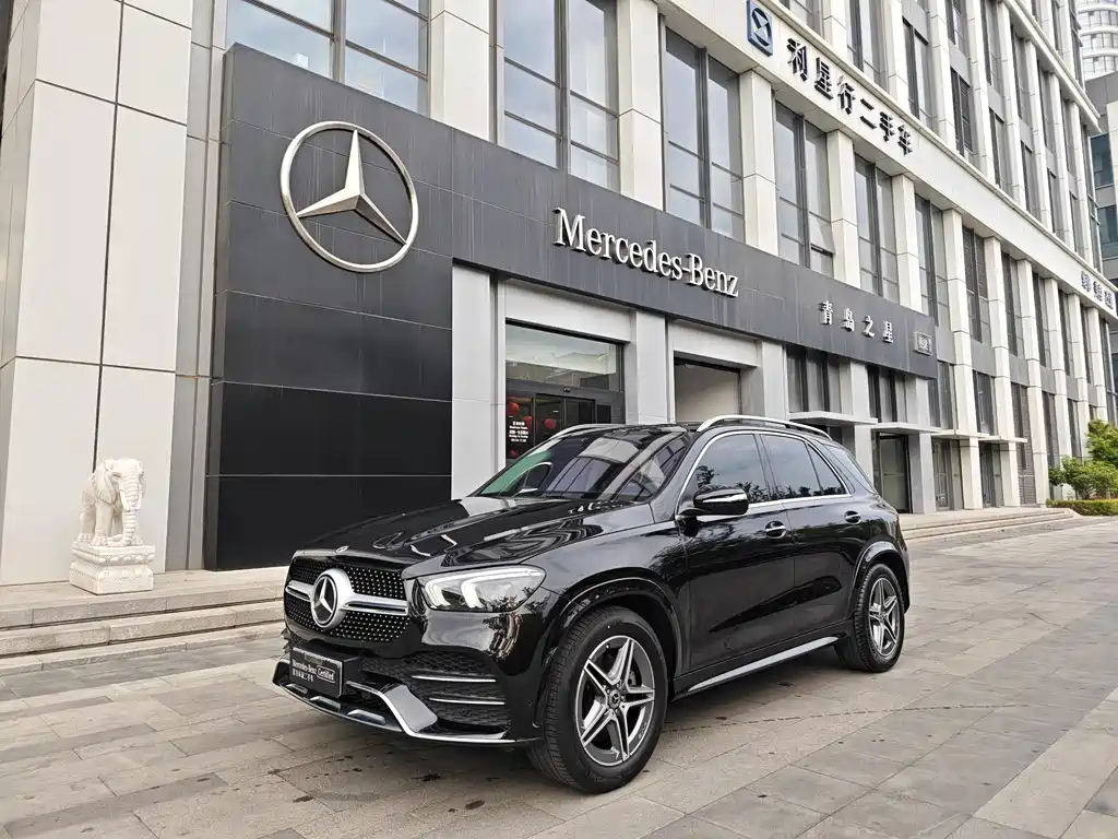 Mercedes-Benz GLE 2023 — фото 1