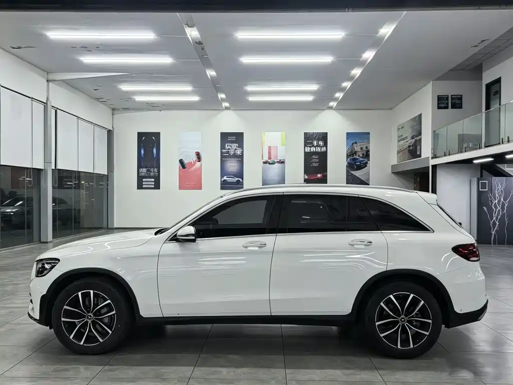 Mercedes-Benz GLC 2022 — фото 4
