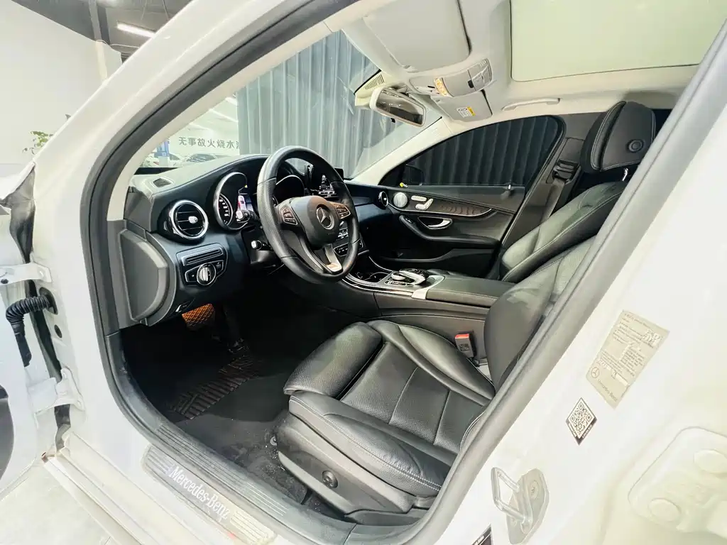 Mercedes-Benz C-Class 2018 — фото 3
