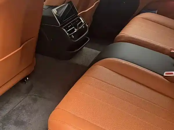 Bentley Flying Spur 2023