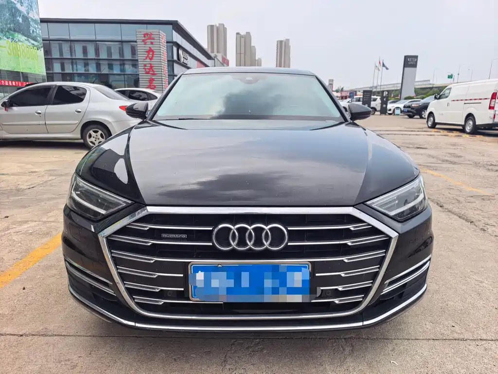 Audi A8 2022