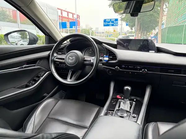 Mazda 3 Axela 2021