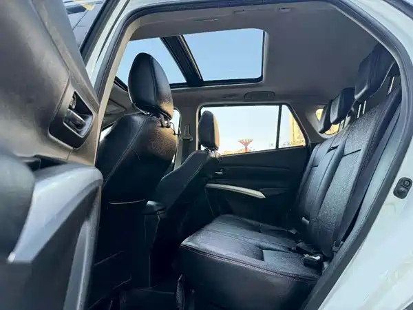 Suzuki S-Cross 2014