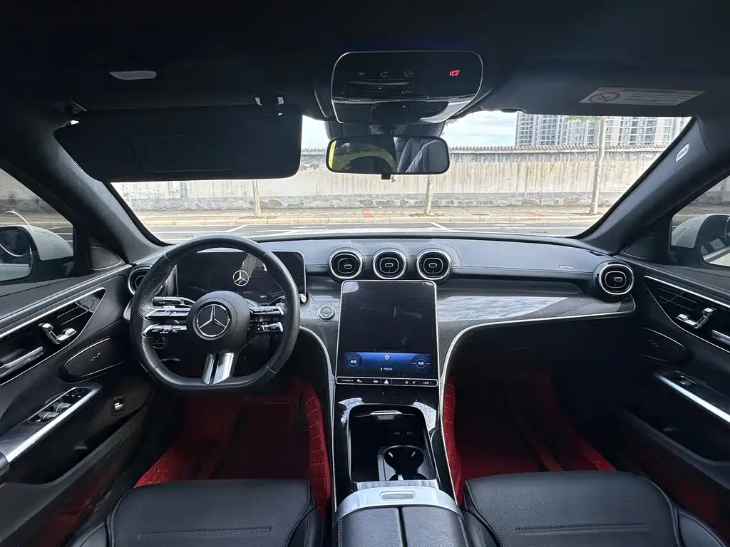 Mercedes-Benz C-Class 2023 — фото 4