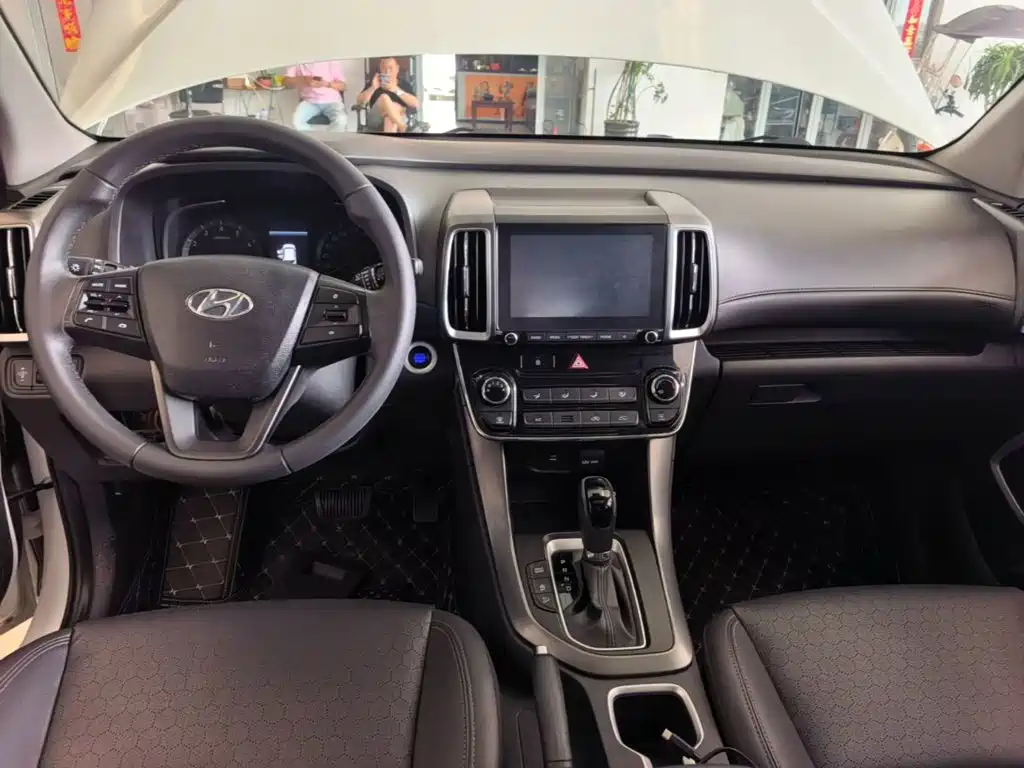 Hyundai ix35 2018 — фото 10