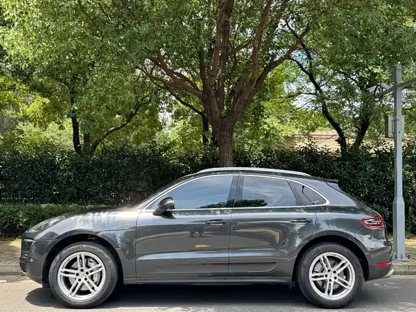 Porsche Macan 2017