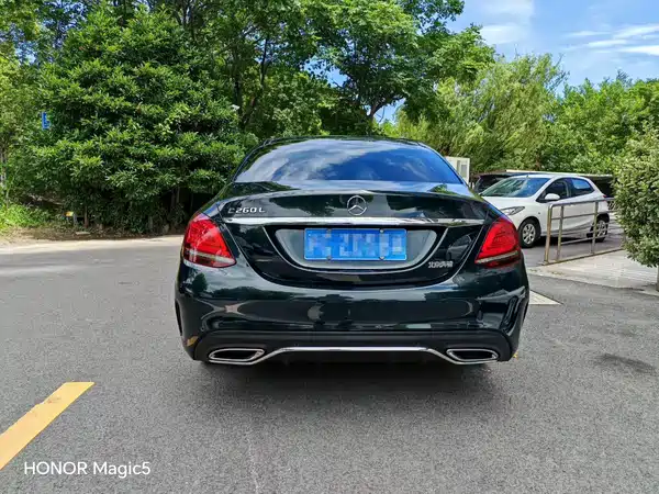 Mercedes-Benz C-Class 2020