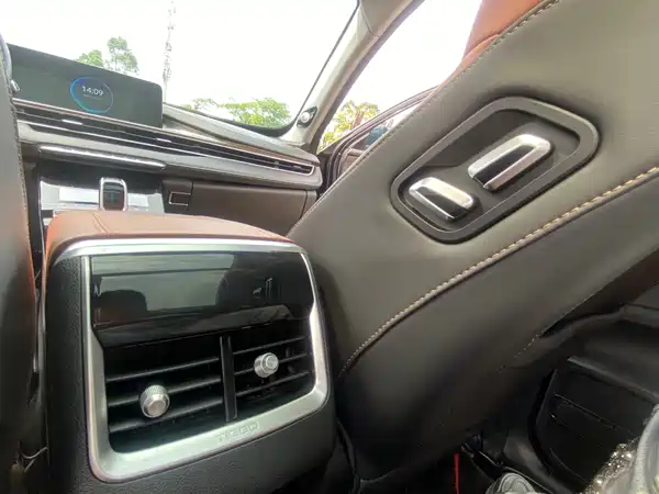 Chery Tiggo 8 PLUS 2022