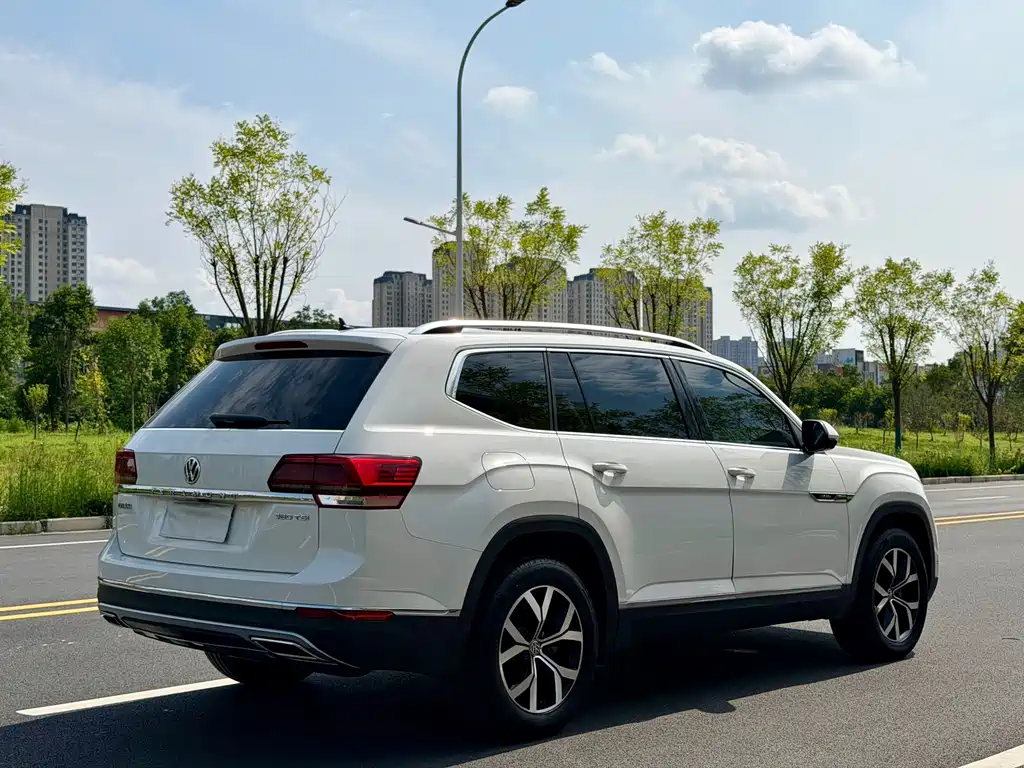 Volkswagen Teramont 2018 — фото 18