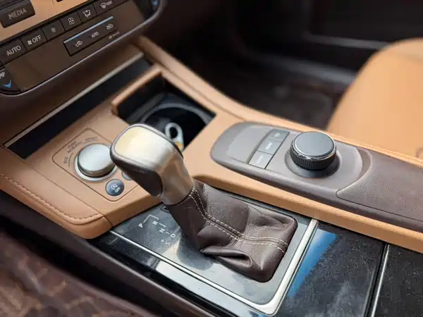 Lexus ES 2017