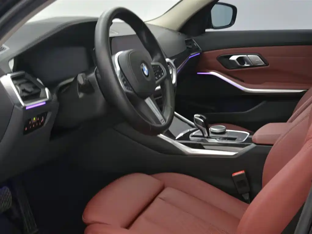BMW 3 Series 2021 — фото 12