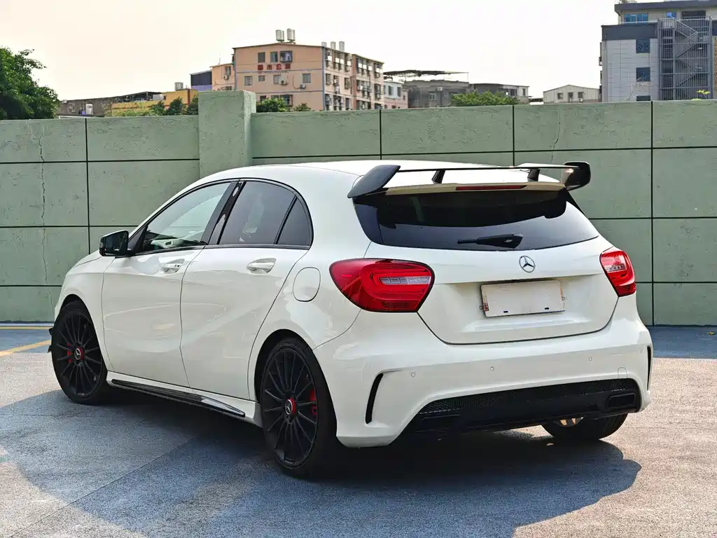 Mercedes-Benz A-Class AMG 2015 — фото 15