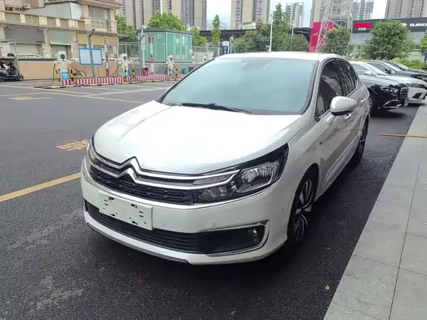 Citroën C4L 2016