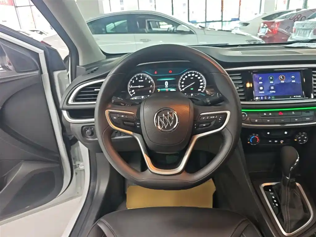 Buick Excelle 2022 — фото 11