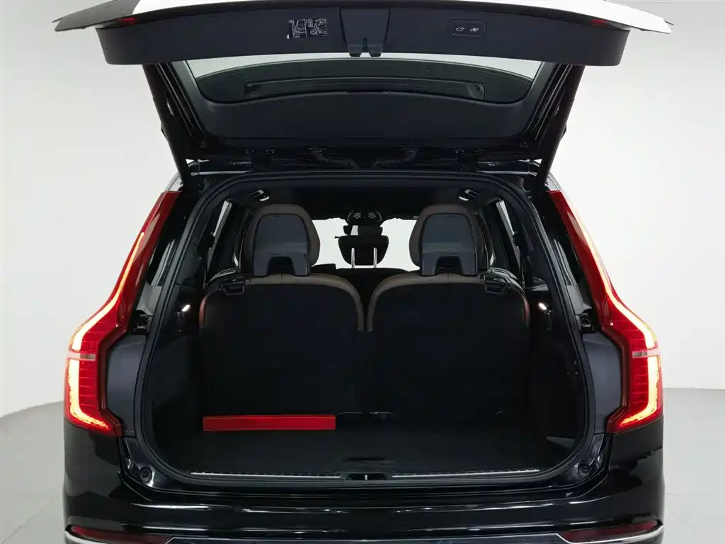Volvo XC90 PHEV 2023 — фото 16