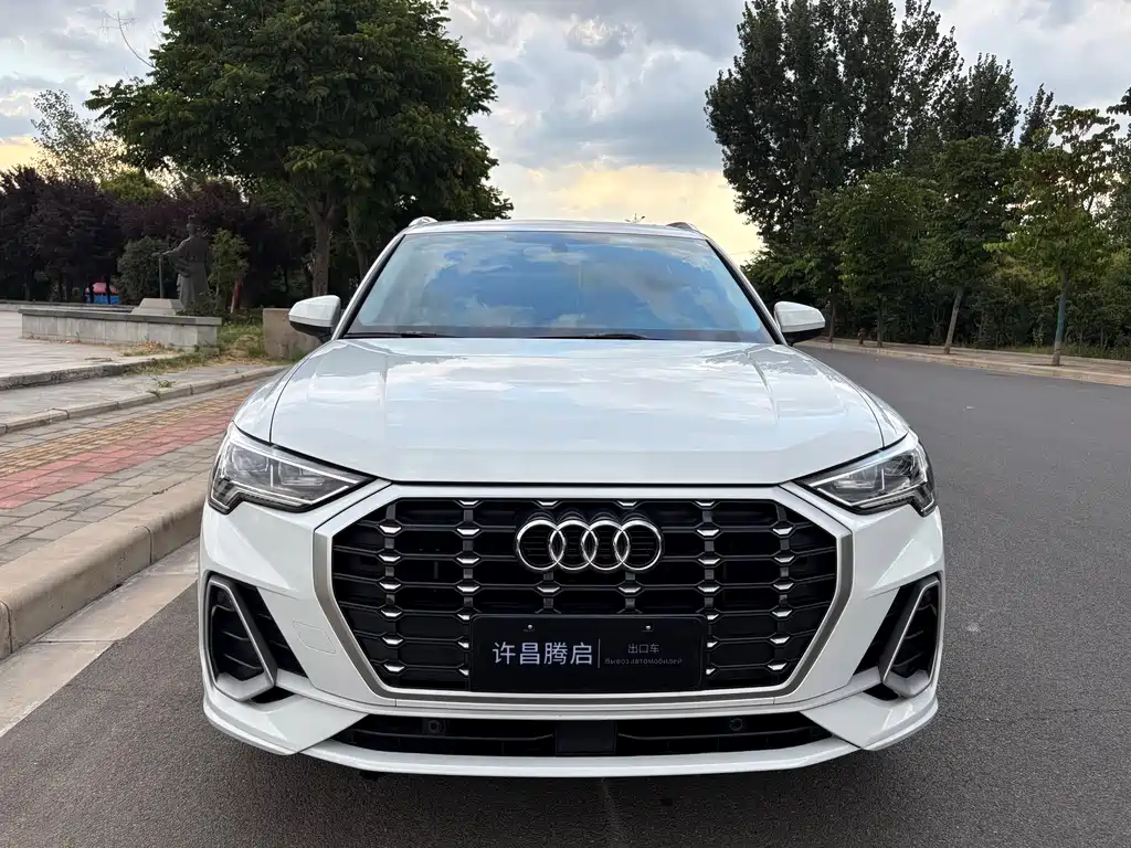 Audi Q3 2023 — фото 2