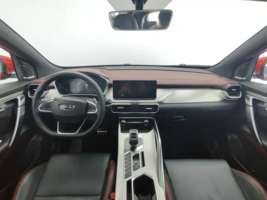 Geely Binyue 2019