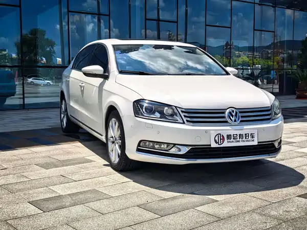 Volkswagen Magotan 2012