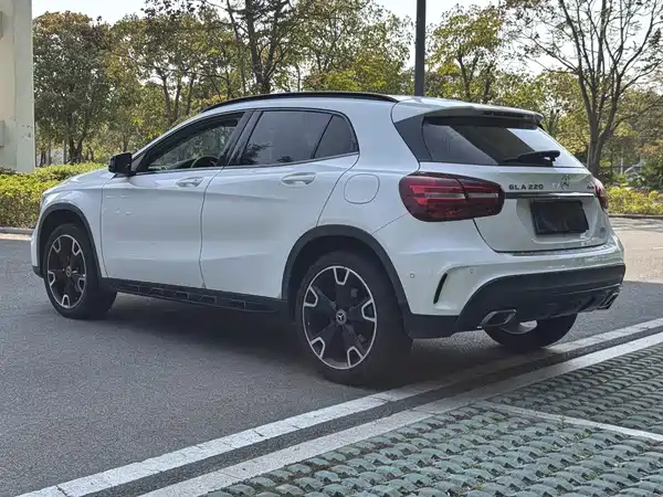 Mercedes-Benz GLA 2019