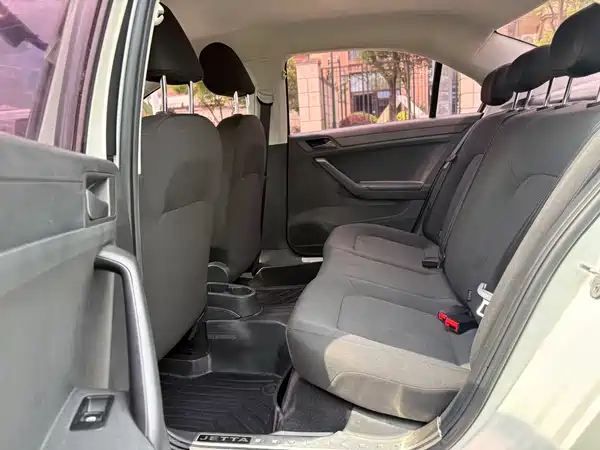 Volkswagen Jetta 2017