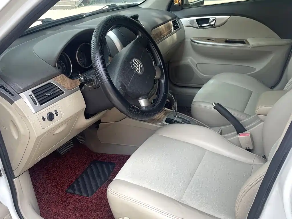 Buick Excelle 2015