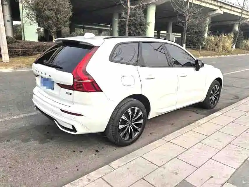 Volvo XC60 2024 — фото 5