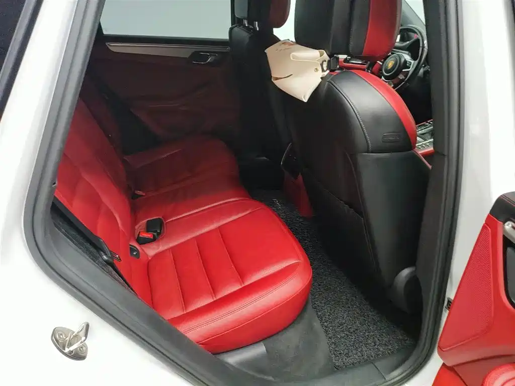 Porsche Macan 2014