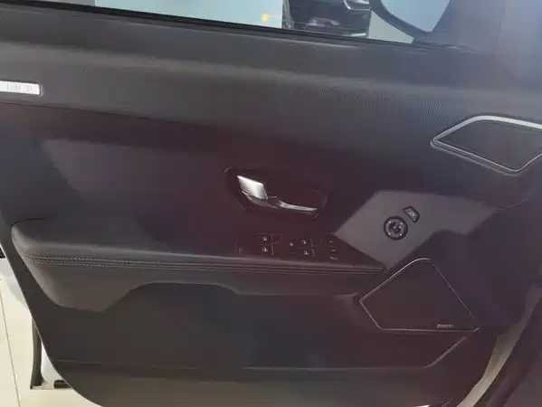 Landwind X7 2017